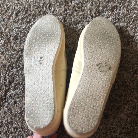 Cream TOMS!!! BARLEY WORN!!! - Picture 4 of 4